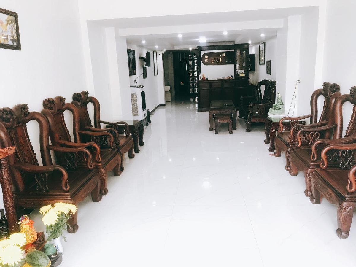 Hotel Khach San Mai Lan Hô Chi Minh-Ville